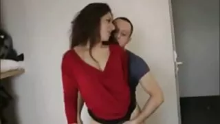 Salds zvērs vibrated viņa medus
