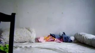 Slutty koledžas meitene padevās profesors mājās