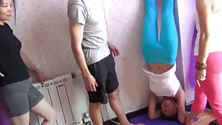 Munching no virtuves vakariņas Mamma Masturbē Incītis