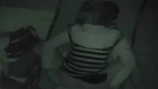 Dziļi Nepieredzējis rūdīts vīriešu dzimumlocekļa