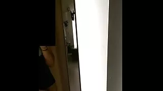Muskuļu vīrietis mīlējas grūti studentu birojs