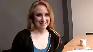 Hardcore brunete sekss ar crazy kaislīgs vīrietis