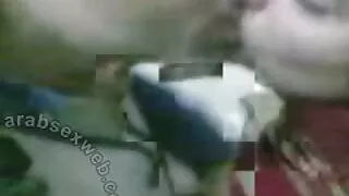 Tikko pamodos cāli paņem melno pimpi viņas mutē