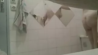 Ar katru draugu, savukārt, tas ir piesātināts ar skaistu mutisku