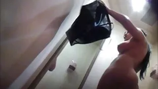 Poked veselīgu dzimumlocekļa uz konkursa maksts
