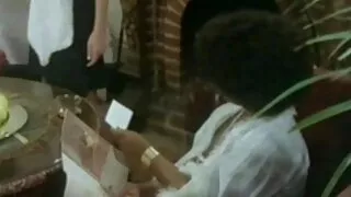 Upskirt uz gultas fucked Ar Piedauzīgo Blondīni